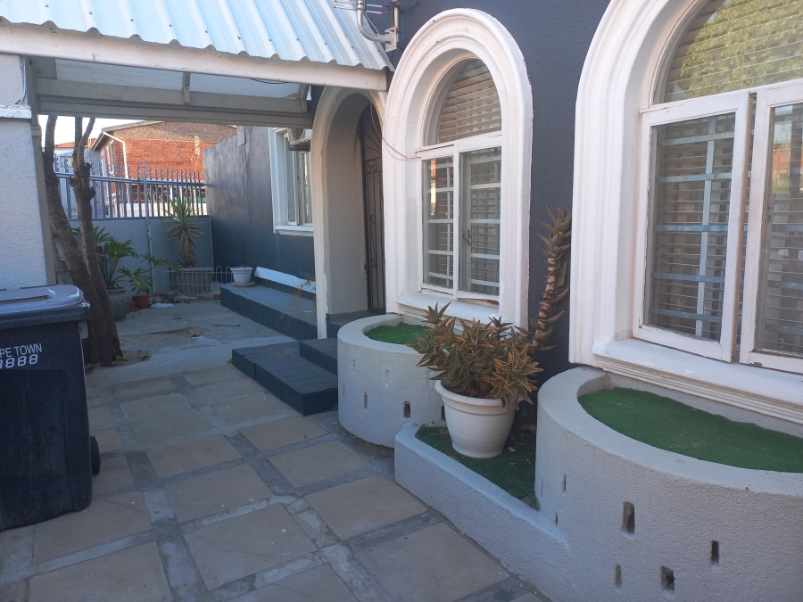 4 Bedroom Property for Sale in Woodlands Western Cape